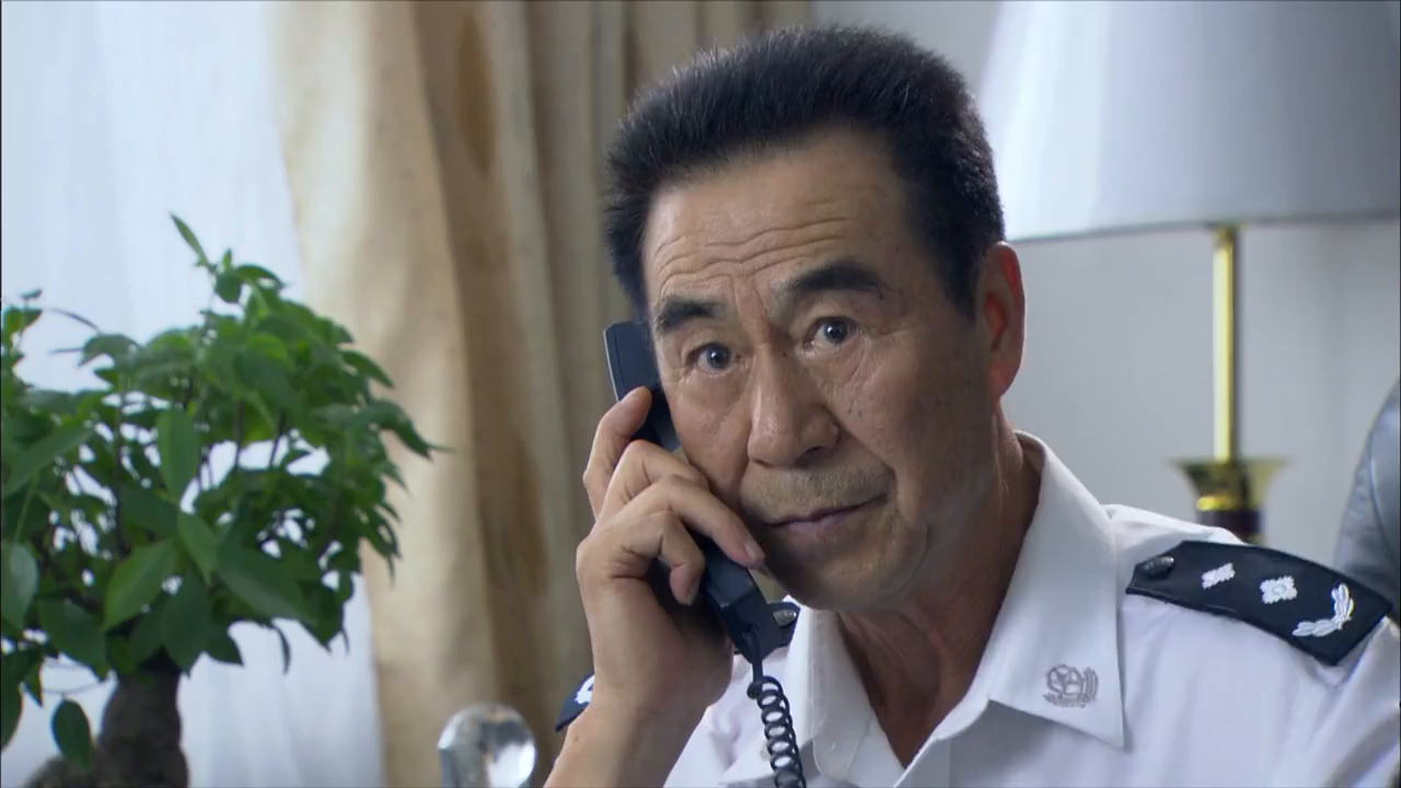 铁腕行动:领导要盯紧白阳,怀疑上聋哑人,透露给他假情报!