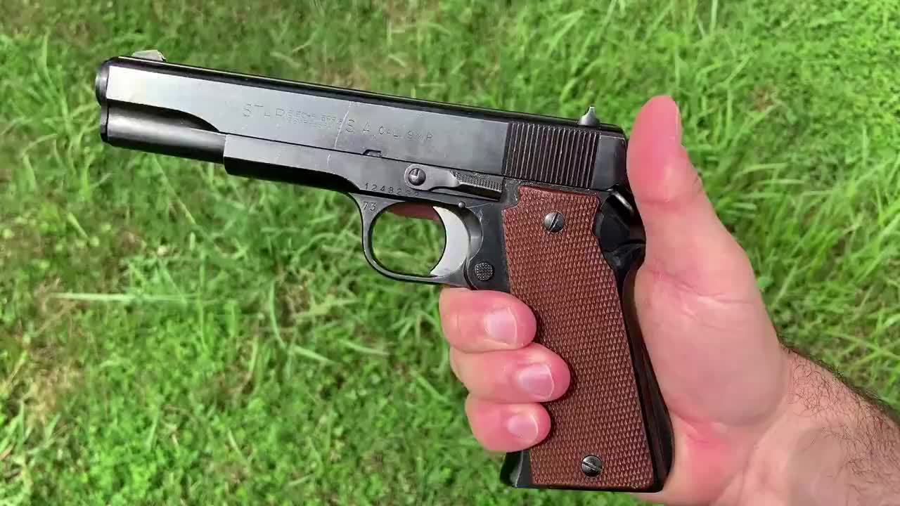 西格绍尔p220手枪,最好的手枪之一,性能可靠不输伯莱塔,1911