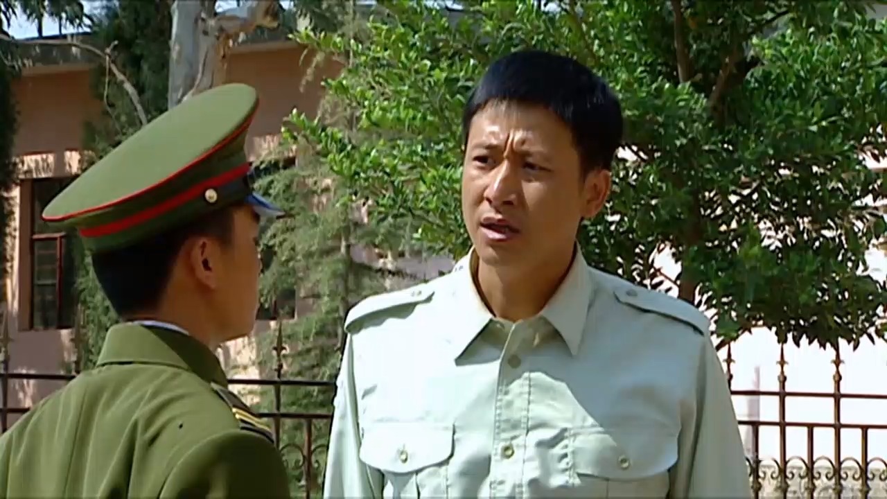 00:00 01:07 01:07 为您推荐: 士兵突击:许三多为了不让小队暴露,高处