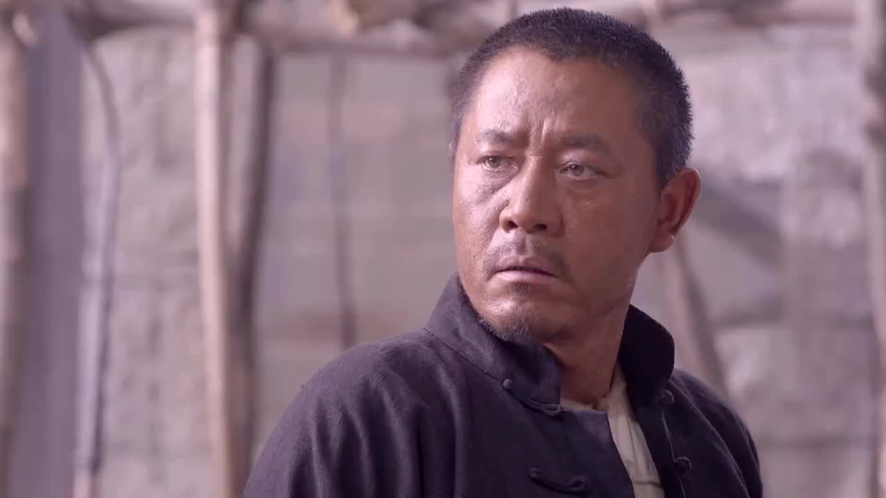 老农民:听了牛莉的话,陈宝国赶忙去问冯远征麦收到底会不会下雨