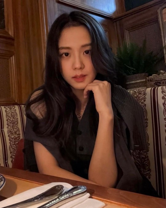 jisoo社交网络发布近照 巴黎享美餐晒图|社交网络|近照|女团_新浪新闻