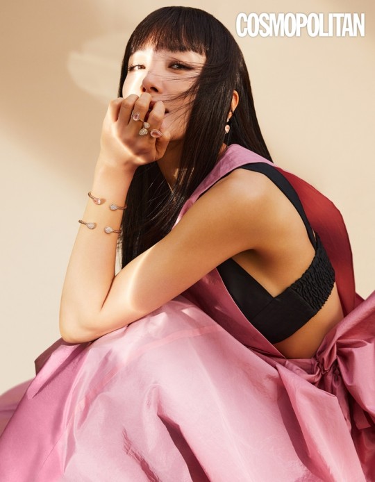 【6upoker】韩国女艺人全度妍拍时装杂志写真