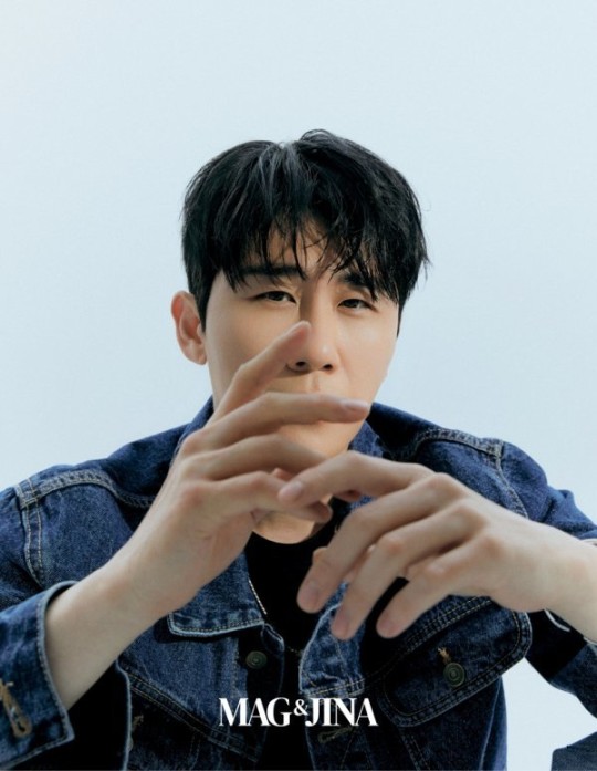 韩国艺人朴永卓最新杂志写真曝光