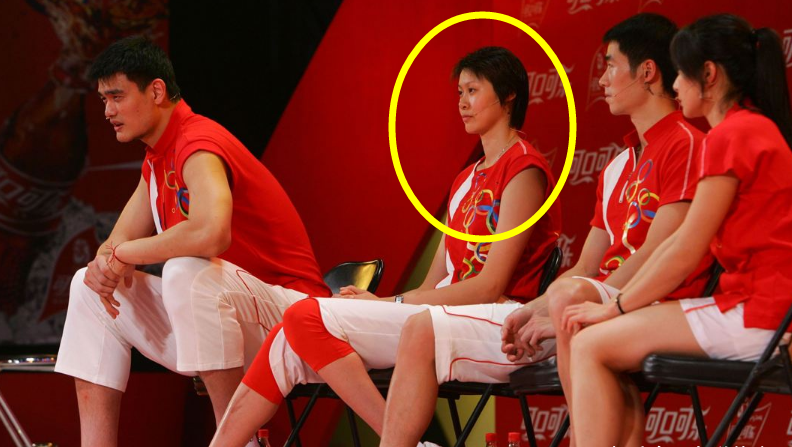 当年有传闻说姚明和女排队员赵蕊蕊有过恋情真相是怎样的呢