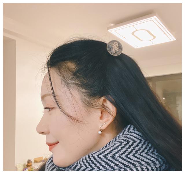 演员刘聪又一位少女感爆棚女艺人