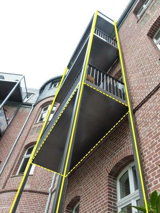 国外在外墙搭钢架阳台,想要几层都有,要是物业不管我也要搭一个