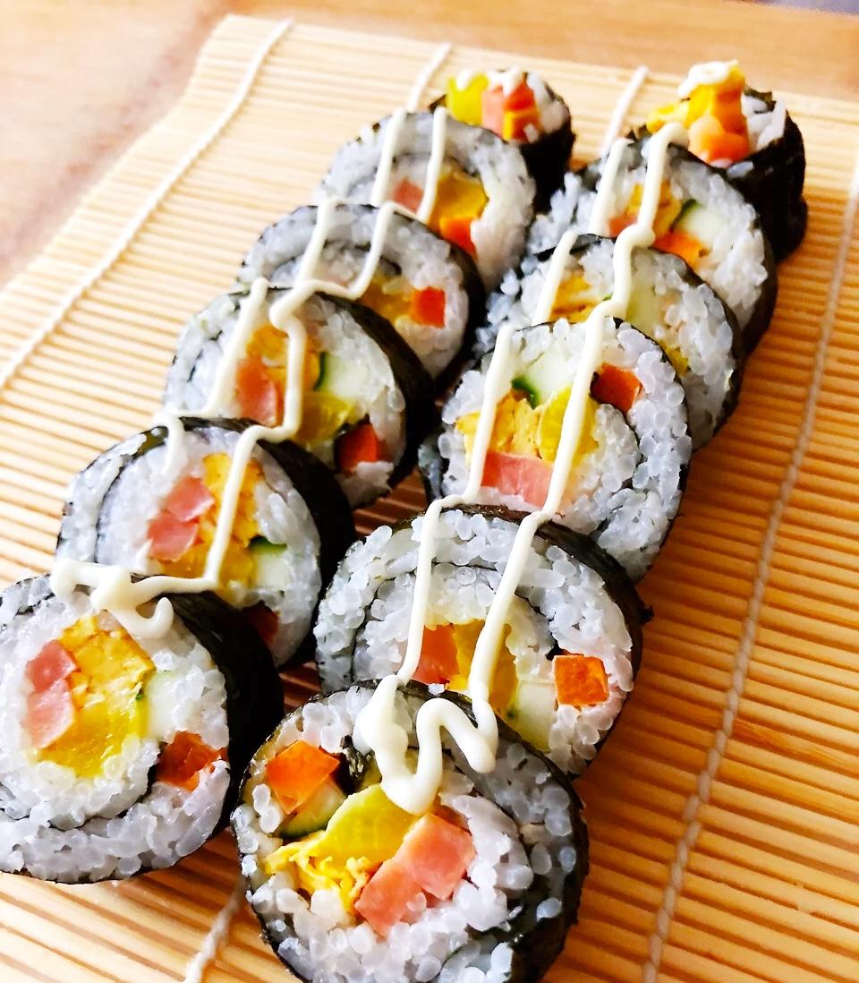 美味的紫菜包饭,在家做原来这么简单,软糯脆爽口感超棒哦