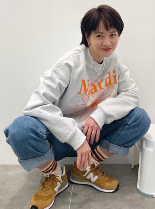 宋智孝运动风格近照活力十足短发造型适配度高