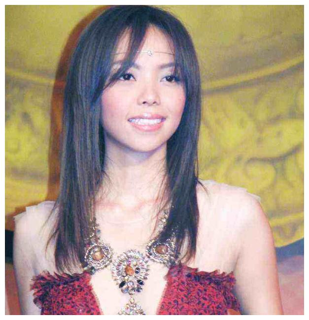 那些年的天后变成现在的胖后张惠妹经历了什么