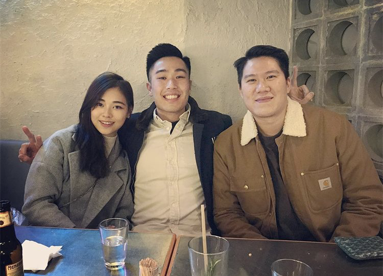 可能是此举太直接,让孔德贤很没面子,而廖慧仪也