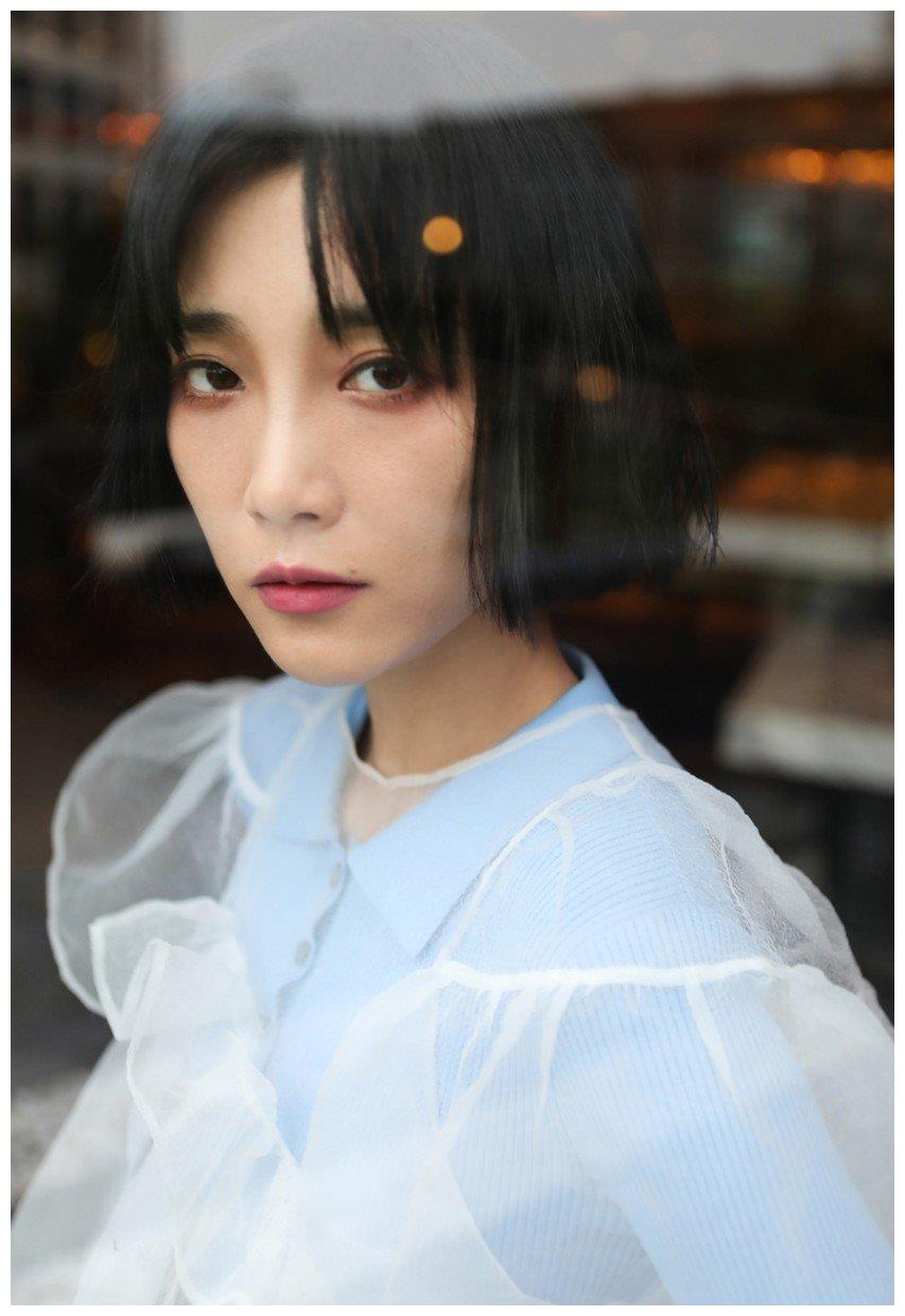 苏诗丁释放纯真与自由,这么帅的小姐姐你喜欢了吗