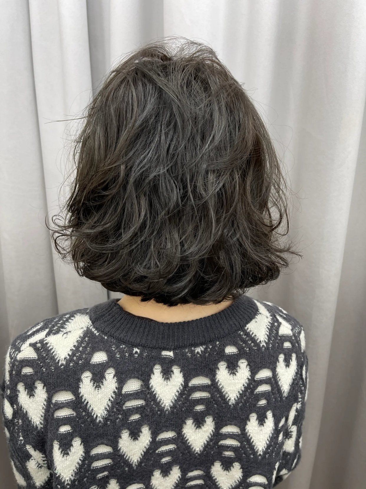 春节前烫个新发型，年底“法式纹理烫”火了-女生发型-条码图