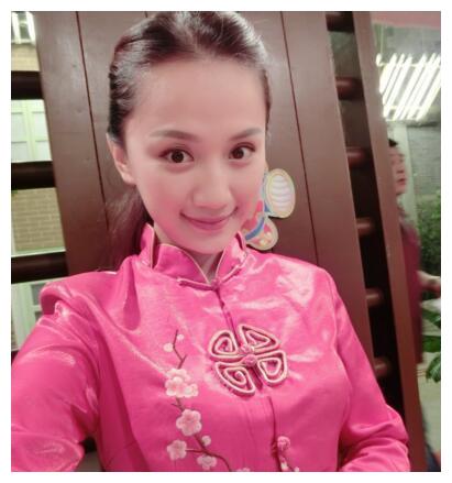 康天庥想娶她,结果却嫁给了人家,冰冰的扮演者龚洁影的老公曝光