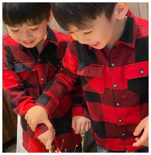 林志颖双胞胎儿子迎来五岁生日,妻子发文晒幸福kimi不见踪影