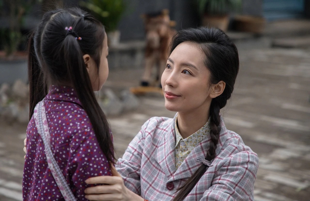 妈妈在等你上星首播张延主演故事有温度但真实感不足