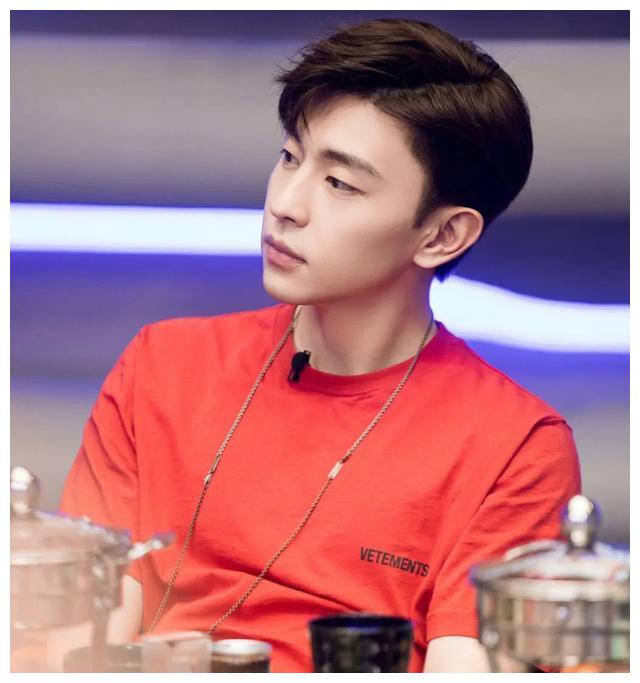 邓伦的命理分析