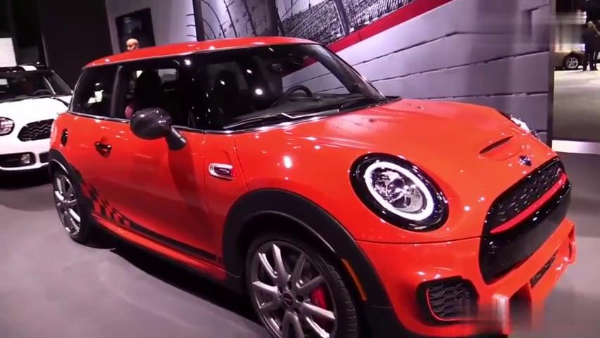 视频:宝马mini橙色版,外观让我心动了