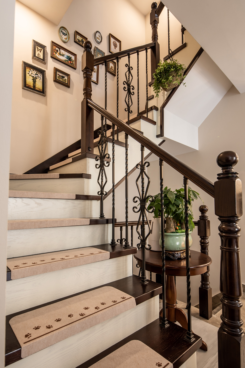 207㎡美式叠拼豪华大气的现代别墅富有仪式感