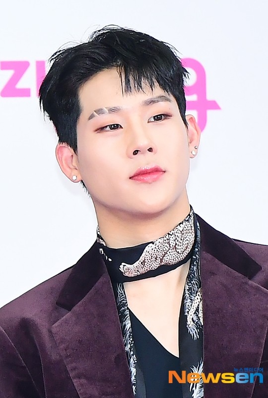 MONSTA X李周宪活动中断2个月 上半年回归组合身体状况转好