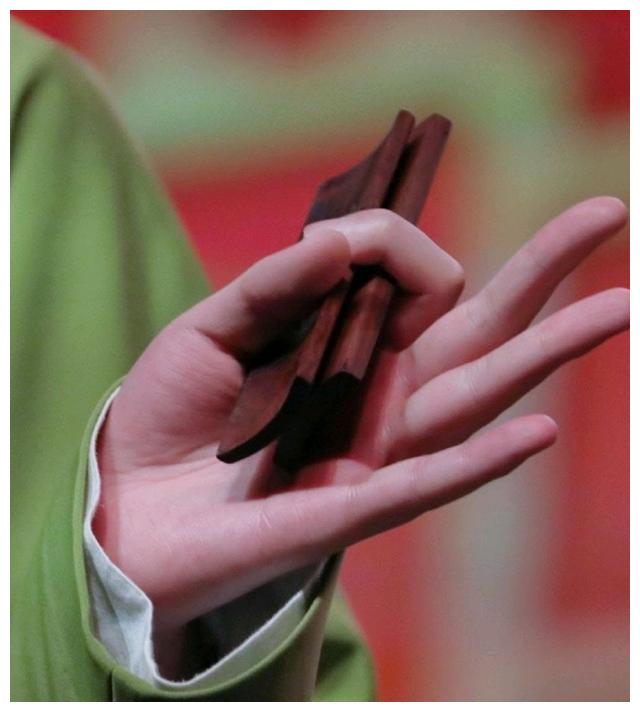 张云雷的太平歌词,一副御子板儿,唱出属于自己的故事(上)