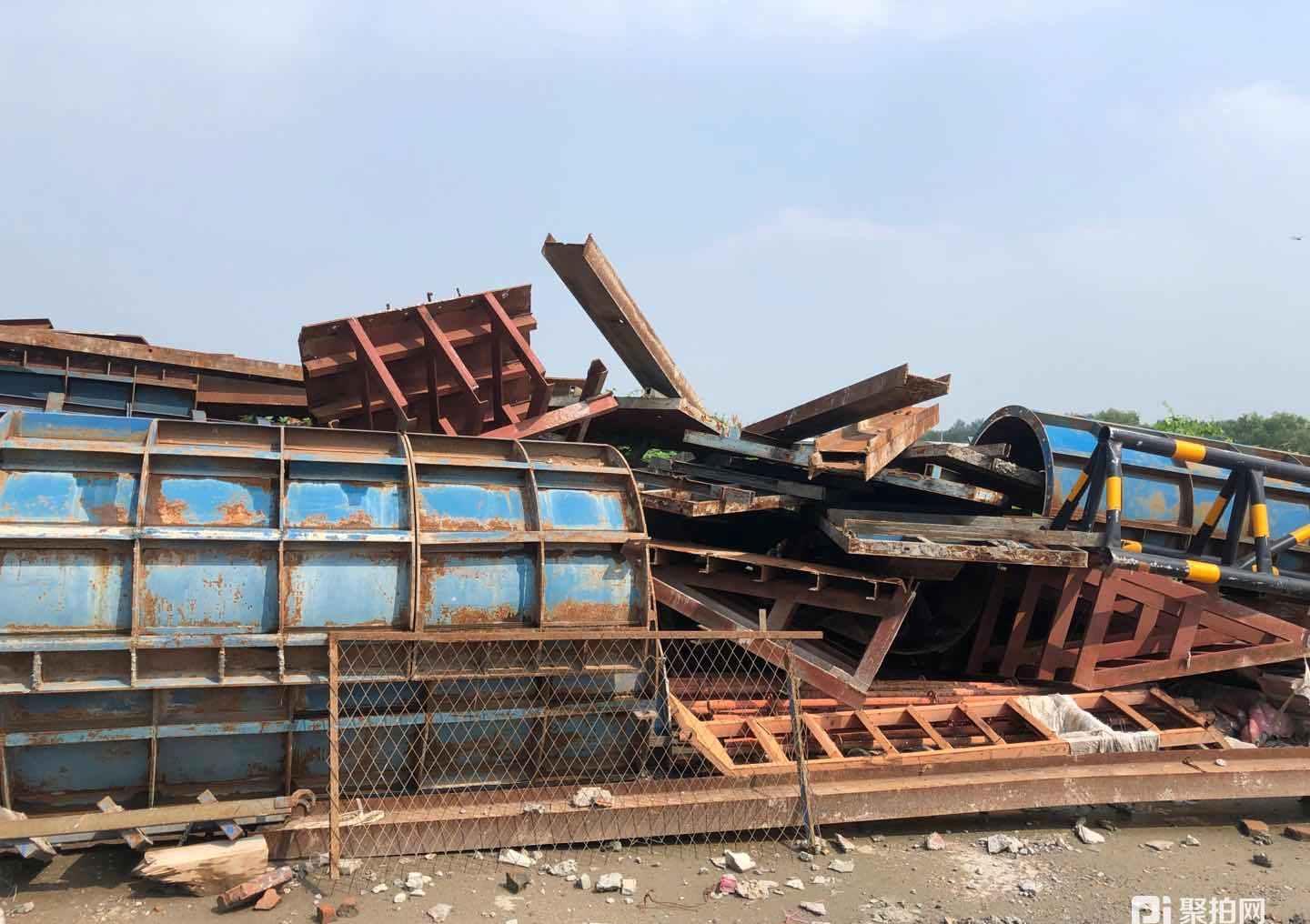 河北省廊坊市的废旧钢模板一批以112.