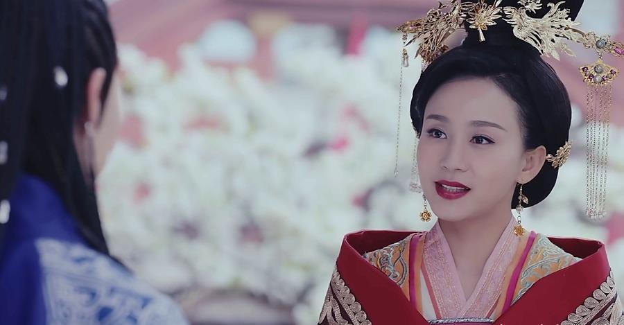 冯太后乃一介女流,如何将自己的利益最大化?