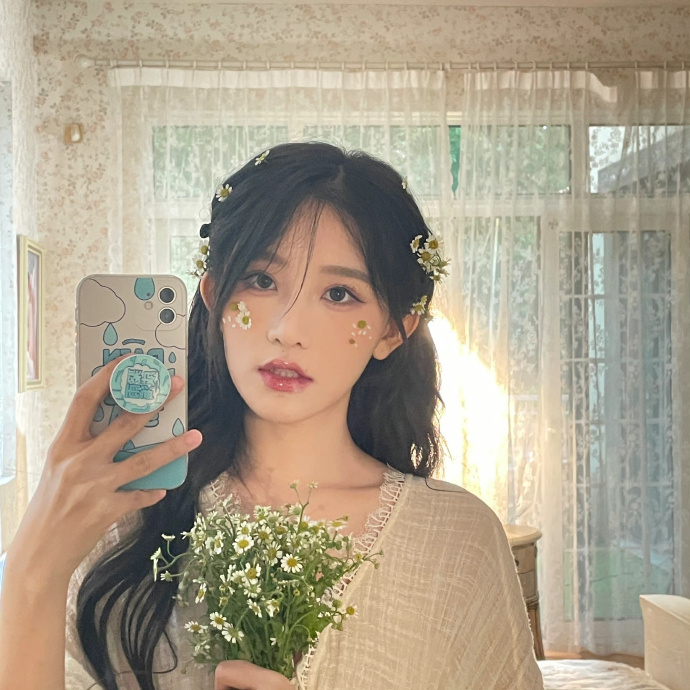 美女snh48-周诗雨迷人美照欣赏,好看啊