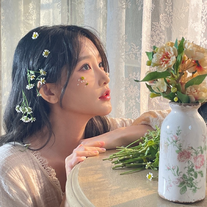 美女snh48-周诗雨迷人美照欣赏,好看啊