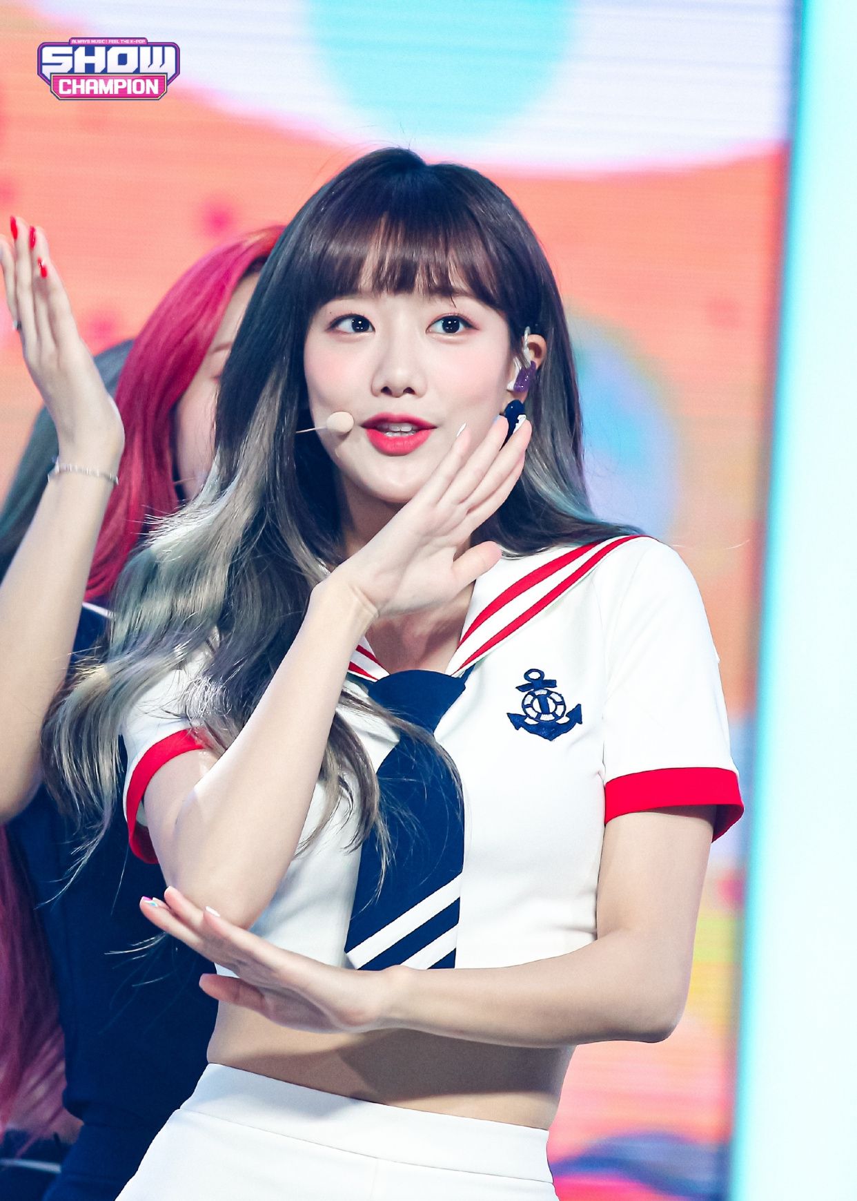 李娜恩 show champion打歌舞台照,初恋既视感