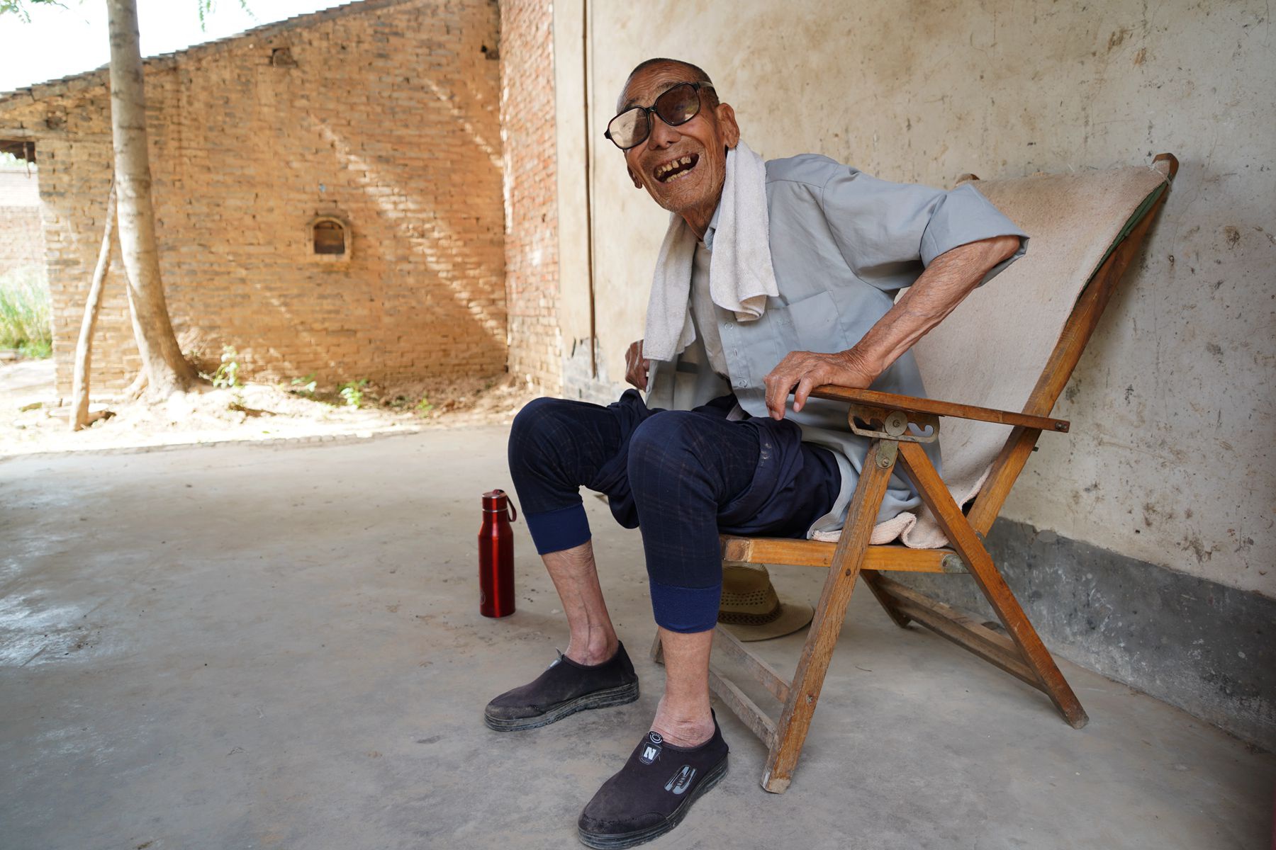 农村9旬老人身体和60岁一样好,40年喜欢吃一样东西,看是啥