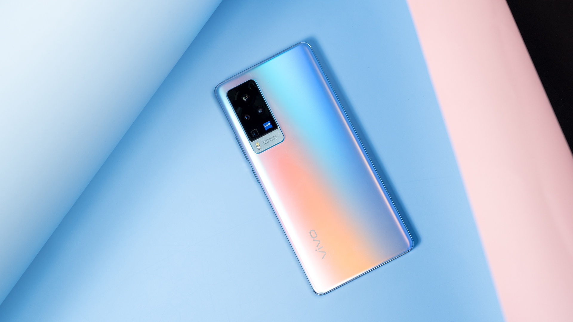 轻薄精致耀目华彩色vivox60pro图赏