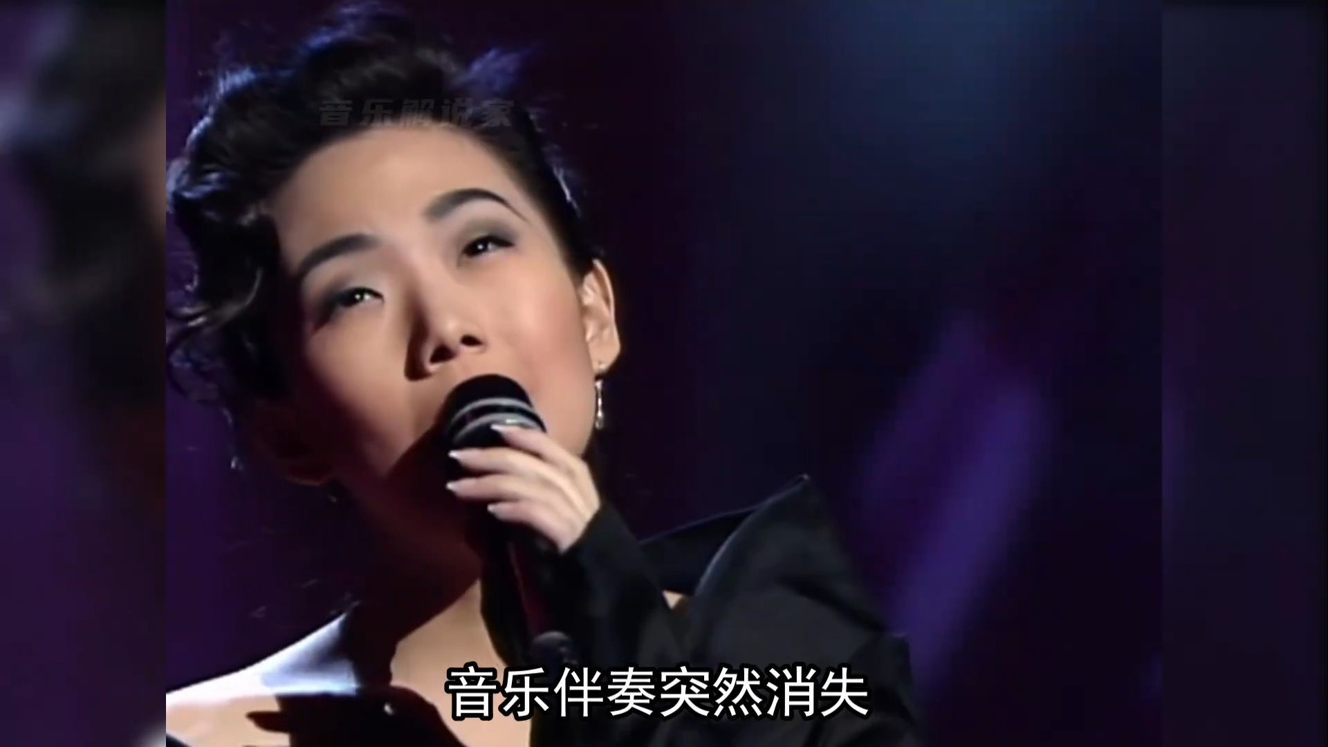 当林忆莲遇上孟庭苇，音乐伴奏消失后，孟庭苇的嗓音太空灵了吧