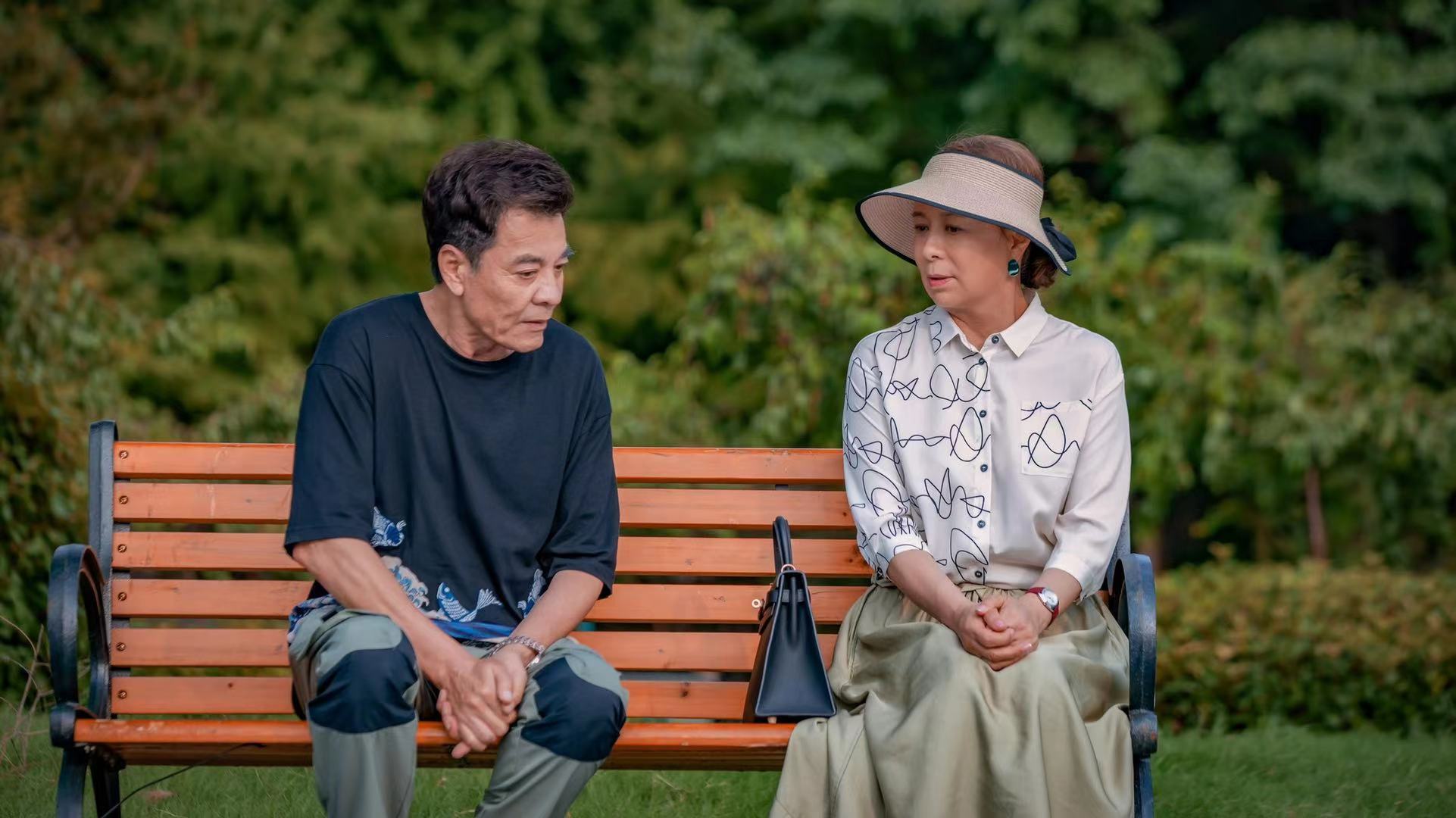 《生活万岁》收官在即 老戏骨刘威倾情演绎"国民老爸