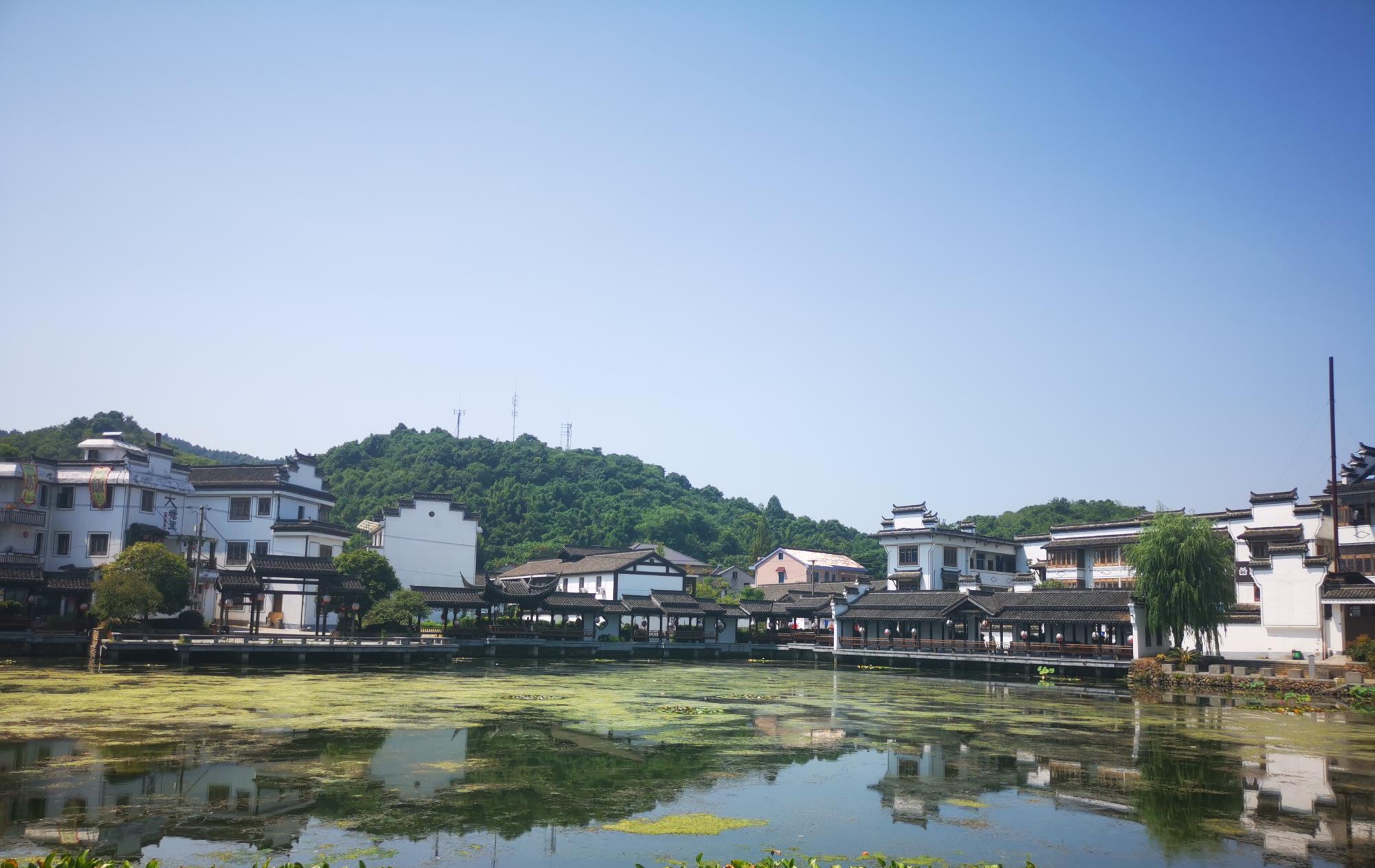 桐庐深澳古村,藏在青山绿水中的美丽村庄!|桐庐|深澳|古村_新浪新闻