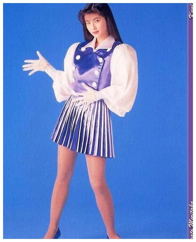 为什么有些女明星扮可爱就又土又塑料 她却能展现甜美的少女气 财经头条