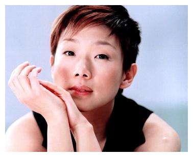 女明星都是大眼睛双眼皮其实小眼睛单眼皮的明星也很多