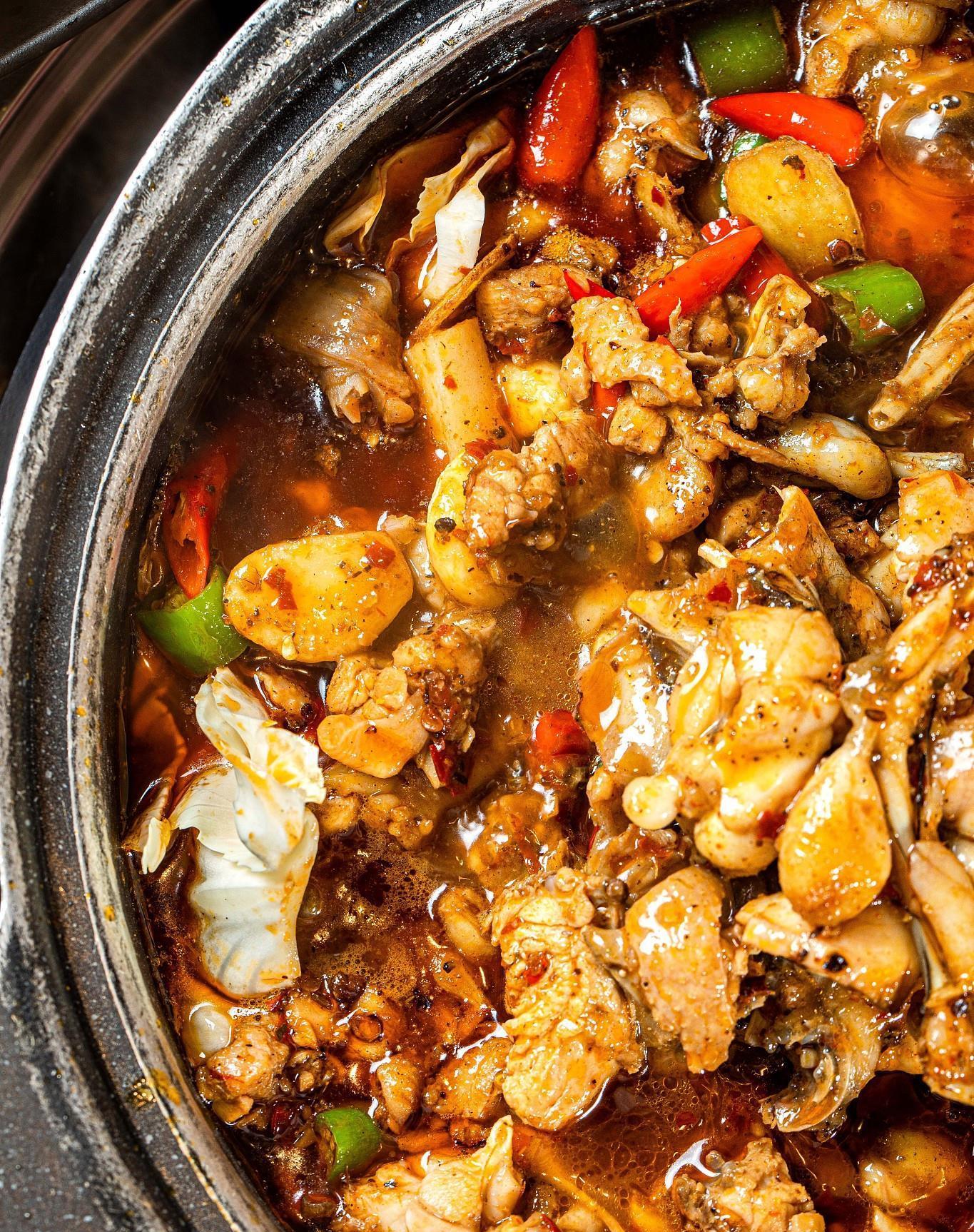 饭店的烧青蛙为啥又香又好吃其实做法很简单看湘菜大厨如何做