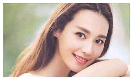 前妻吴佳尼唐韵则因夫妻双方聚少离多而选择了和平分开,此后她几乎没