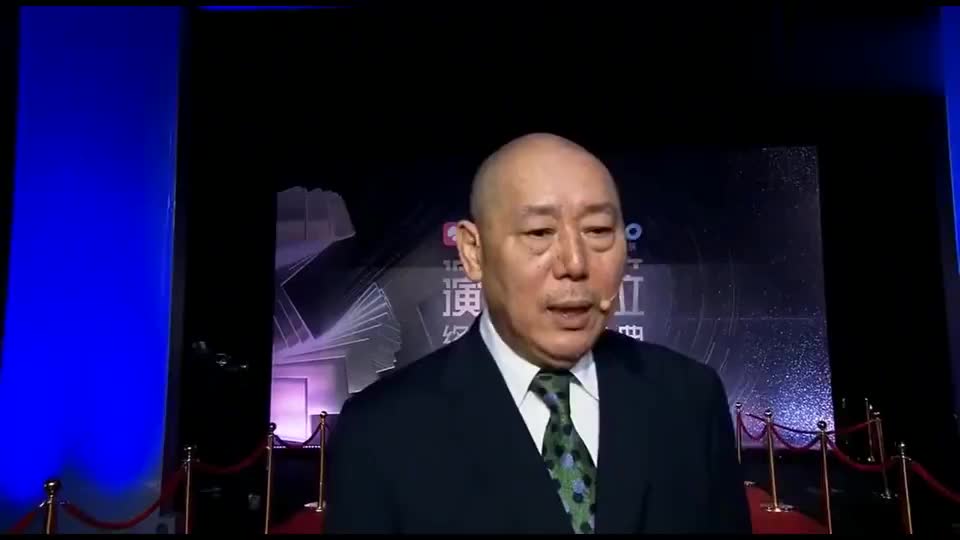 李成儒再现大腕经典台词,讽刺流量小鲜肉