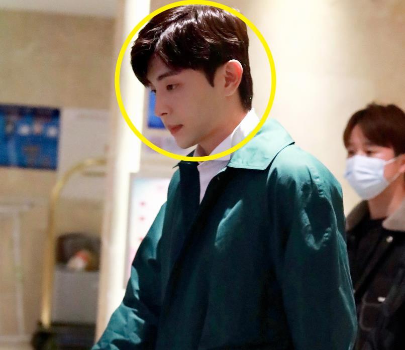 《密室大逃脱3》悄悄录制，路透曝光新阵容，看到王嘉尔不淡定了休闲区蓝鸢梦想 - Www.slyday.coM