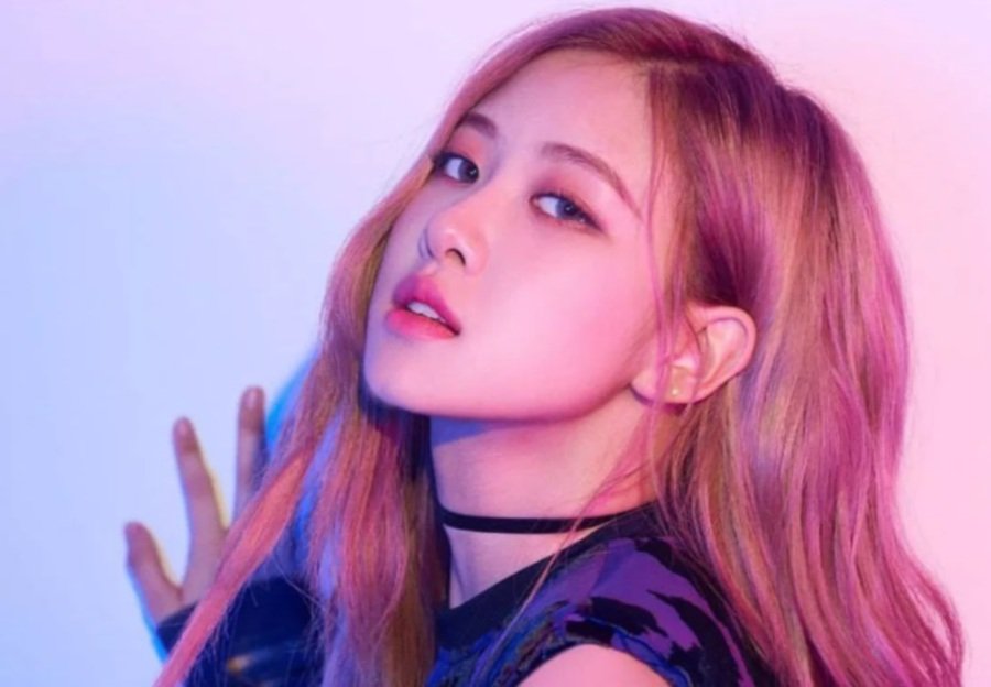 BLACKPINK Rose朴彩英分享说 她很怀念那些还是练习生的时光