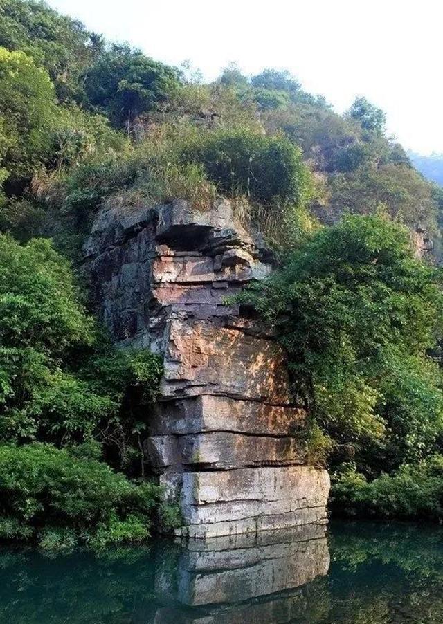 形如伏羲龙魂天书,梧州蒙山县天书峡