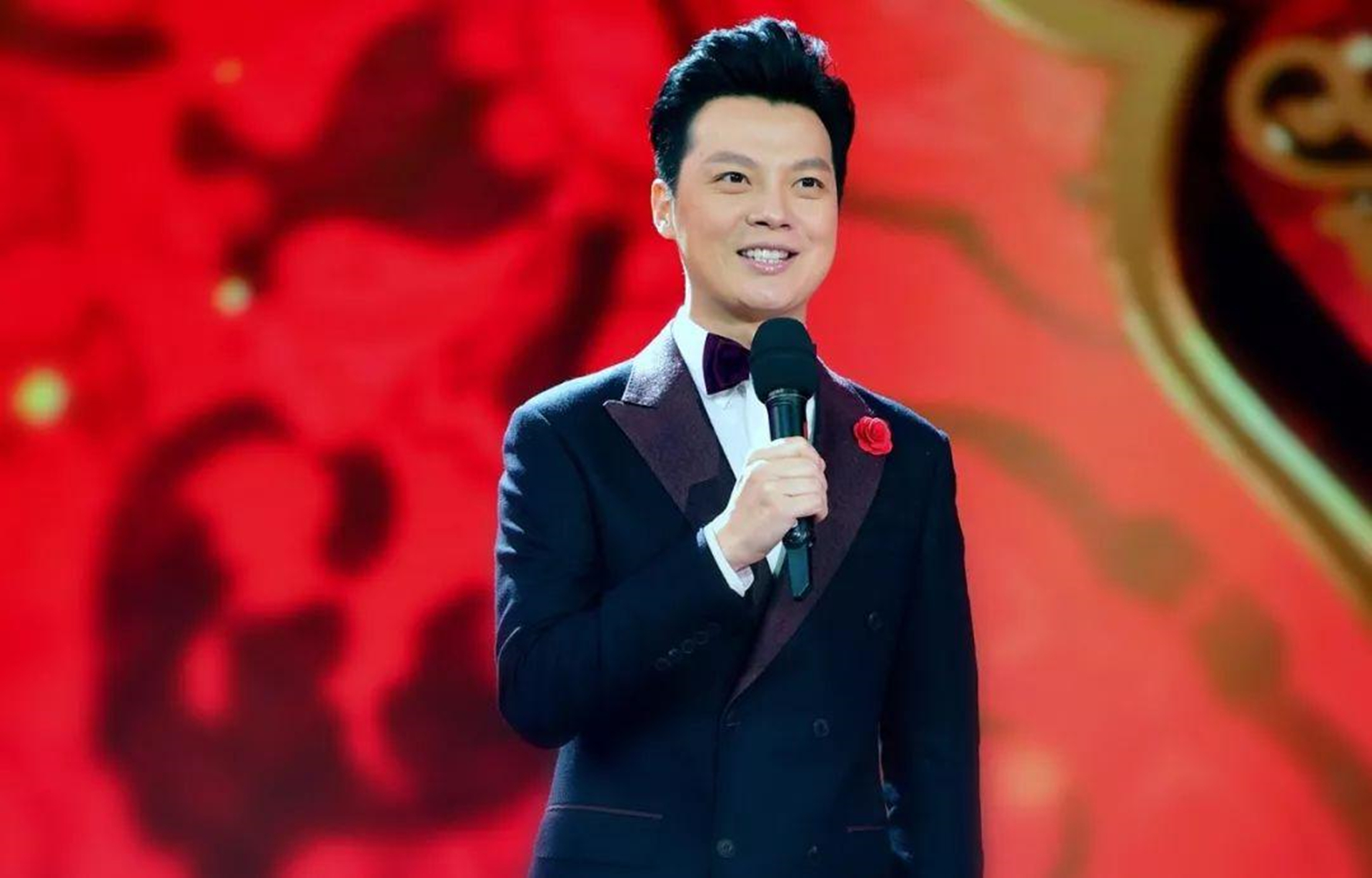 网曝央视春晚主持人阵容并没有演员还有两位是首次主持