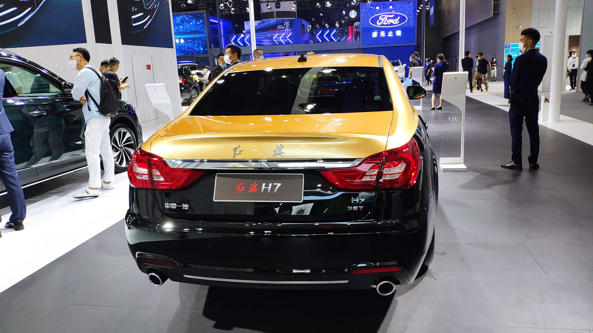 2020年广州车展:红旗h7双色版实车