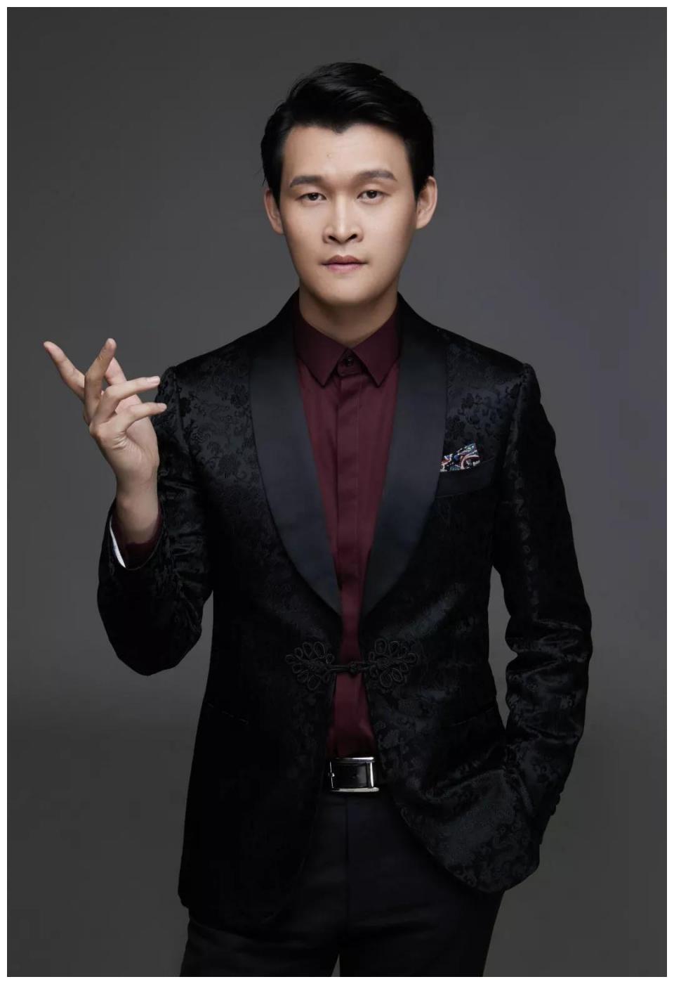 小沈龙遭网红怒怼你师父赵本山让你好好做人你心里没点数吗