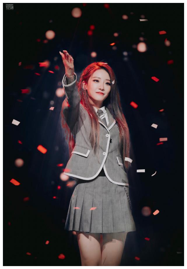 喻言的大花背纹身也是各有看法,有人认为预言的这个纹身看上去不太