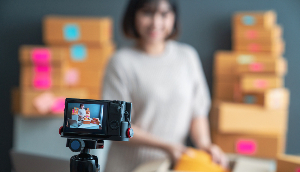 直播电商行业日益成熟电商达人事业上升的新空间在哪里