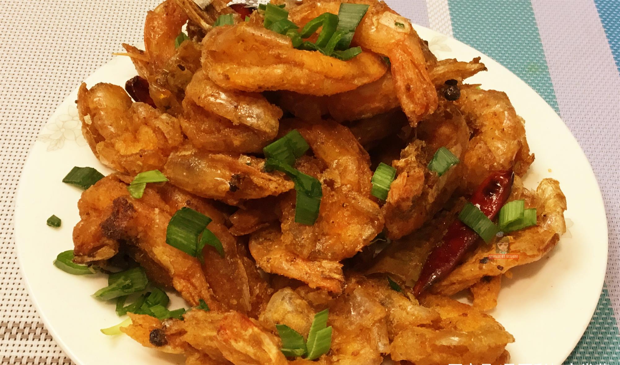 椒盐虾简单的做法不吸油还不回软做出来鲜香酥脆真美味