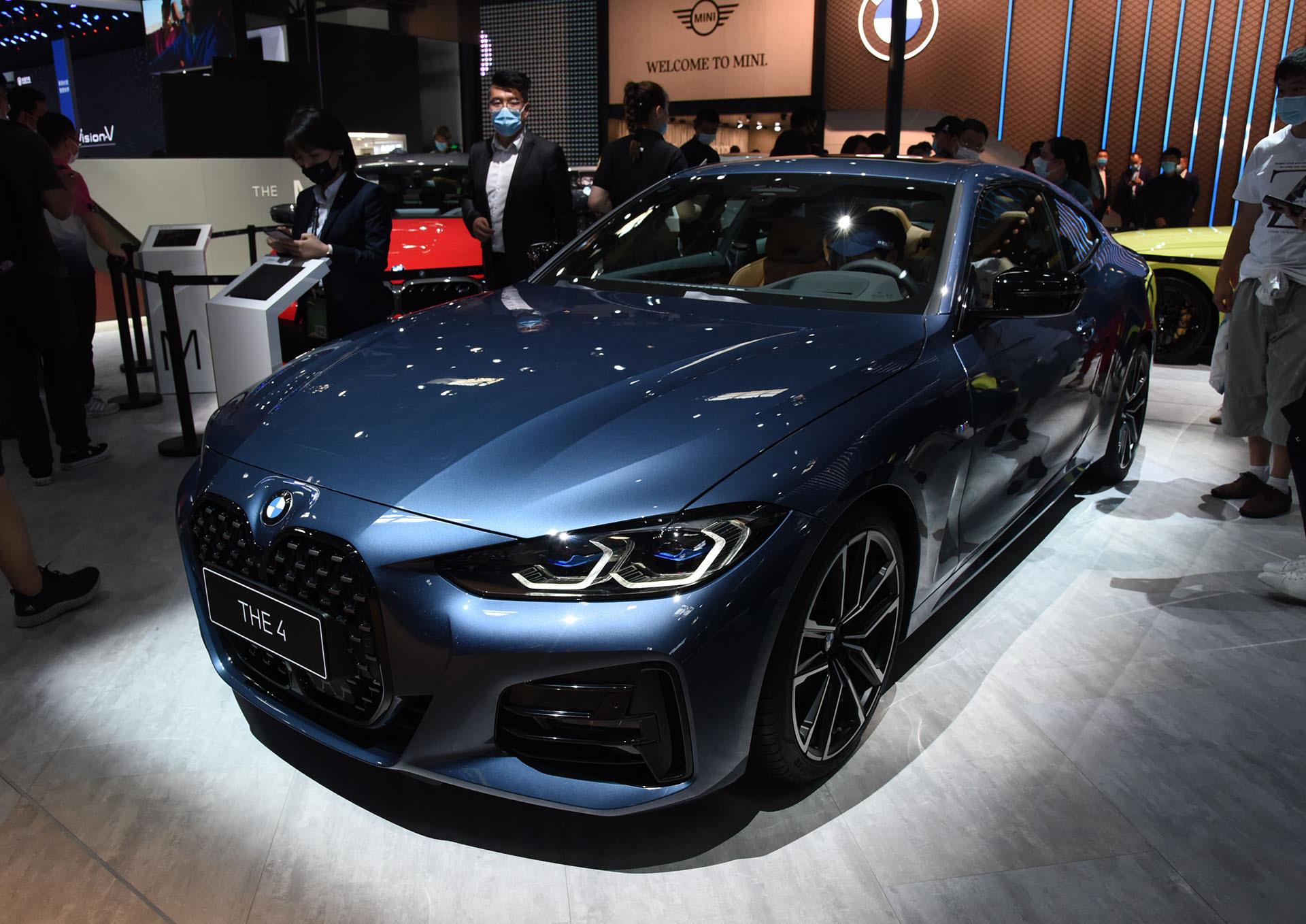 宝马四系亮相北京车展,30多万还要啥自行车?