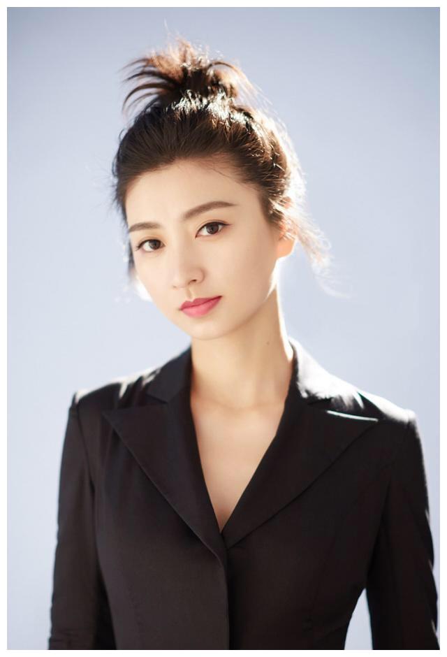 斓曦的通透,写满了女演员的无奈!